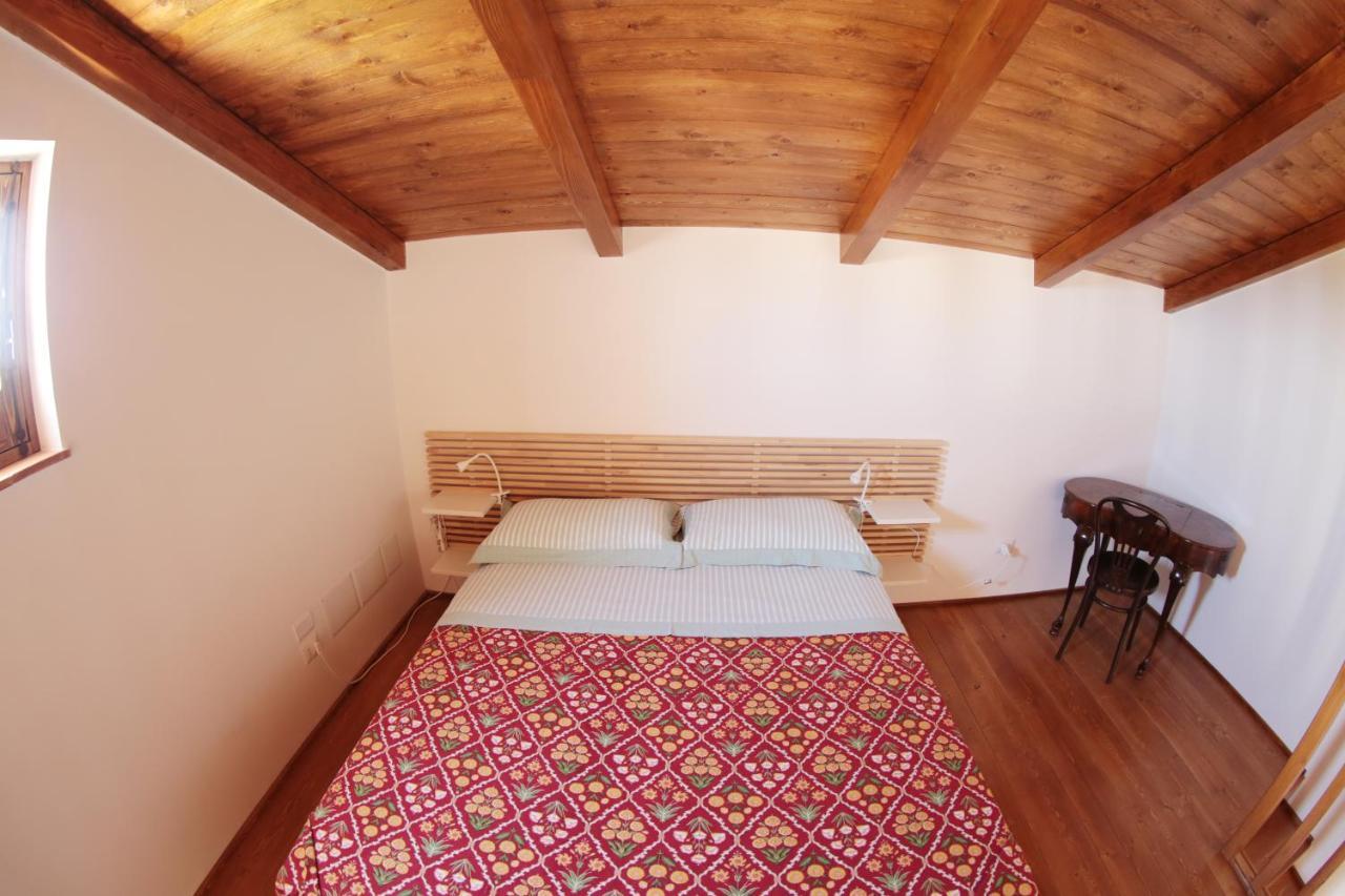 La Casa Del Mandarino Di Borgo Carbone Locri Exterior foto